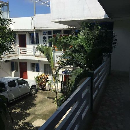 Hostal Sarai Pedernales Buitenkant foto