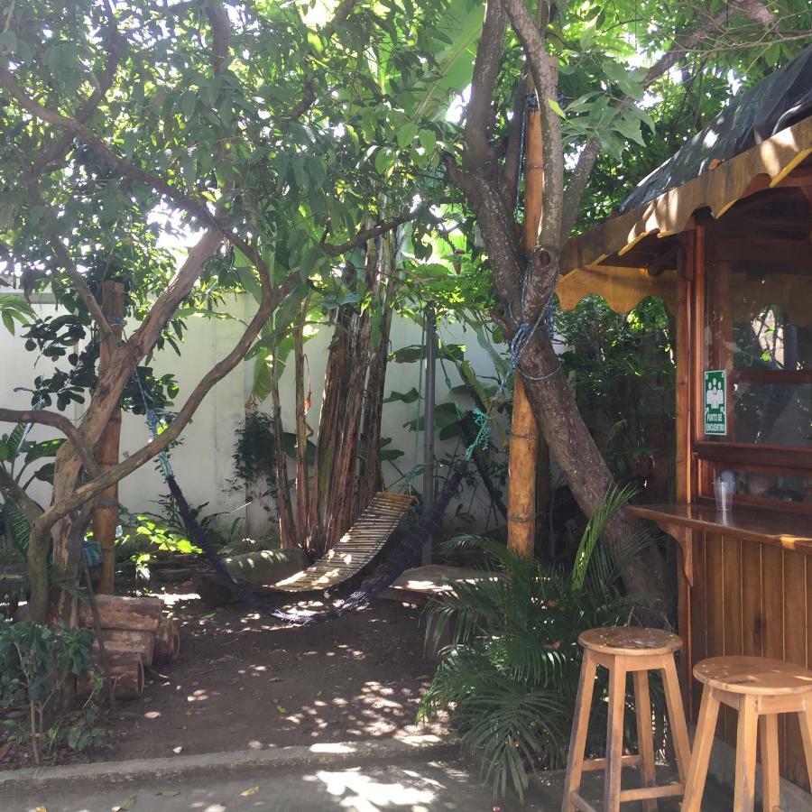 Hostal Sarai Pedernales Buitenkant foto