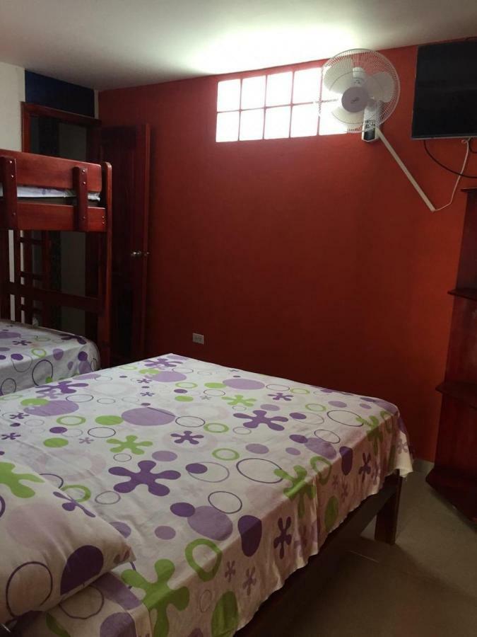 Hostal Sarai Pedernales Buitenkant foto
