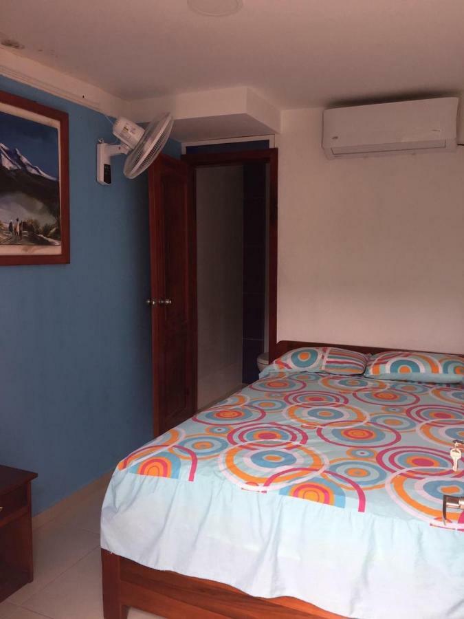 Hostal Sarai Pedernales Buitenkant foto