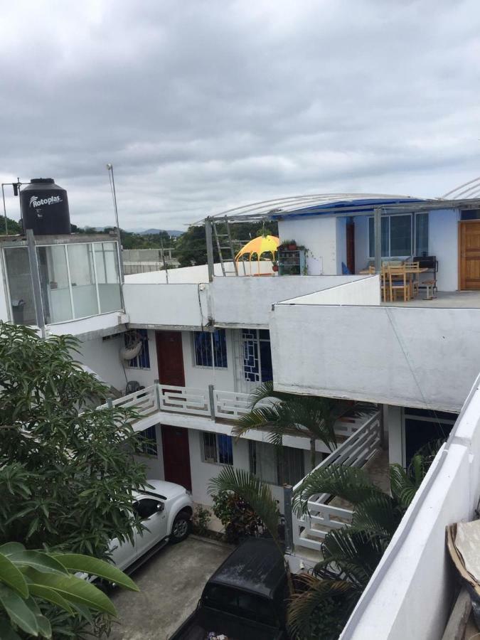 Hostal Sarai Pedernales Buitenkant foto